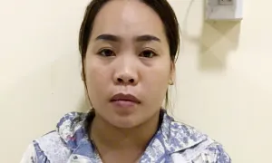 Vợ chồng chủ quán karaoke đánh, nhốt nhân viên nợ tiền Vợ chồng chủ quán karaoke đánh, nhốt nhân viên nợ tiền