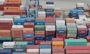 Đề nghị Chính phủ làm rõ việc xử lý 945 container phế liệu tồn đọng Đề nghị Chính phủ làm rõ việc xử lý 945 container phế liệu tồn đọng