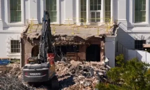 Cánh Đông Nhà Trắng bị phá dỡ hoàn toàn